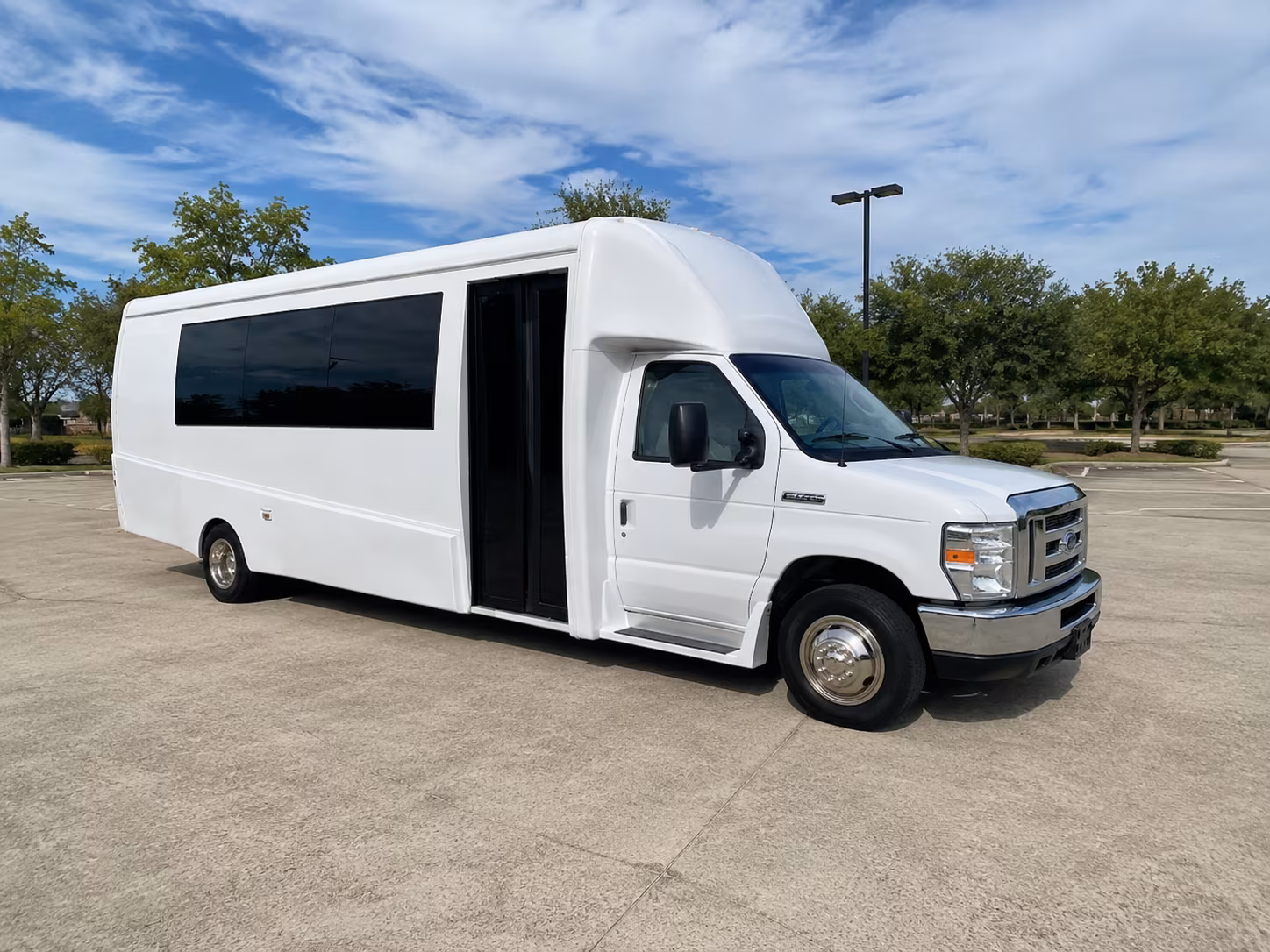 20 Passenger Party Bus Exterior