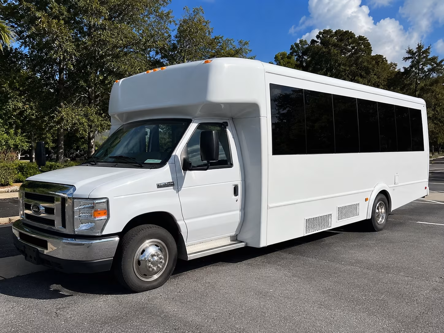 El Monte Homecoming & Prom Party Bus Rentals