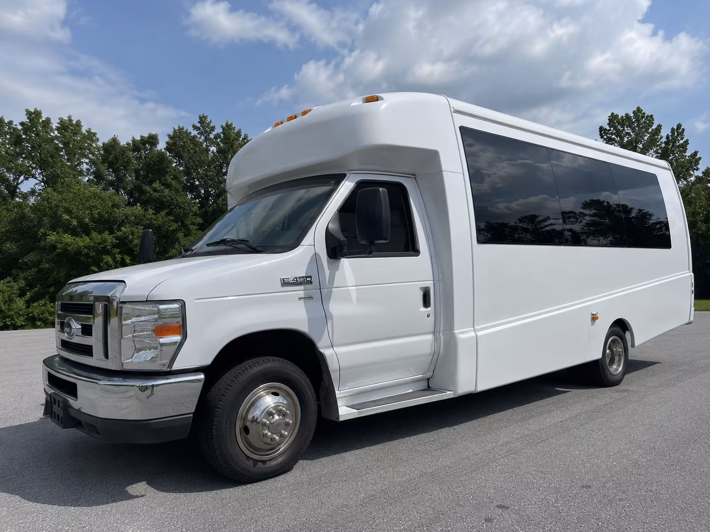 El Monte Prom & Homecoming Transportation party bus exterior