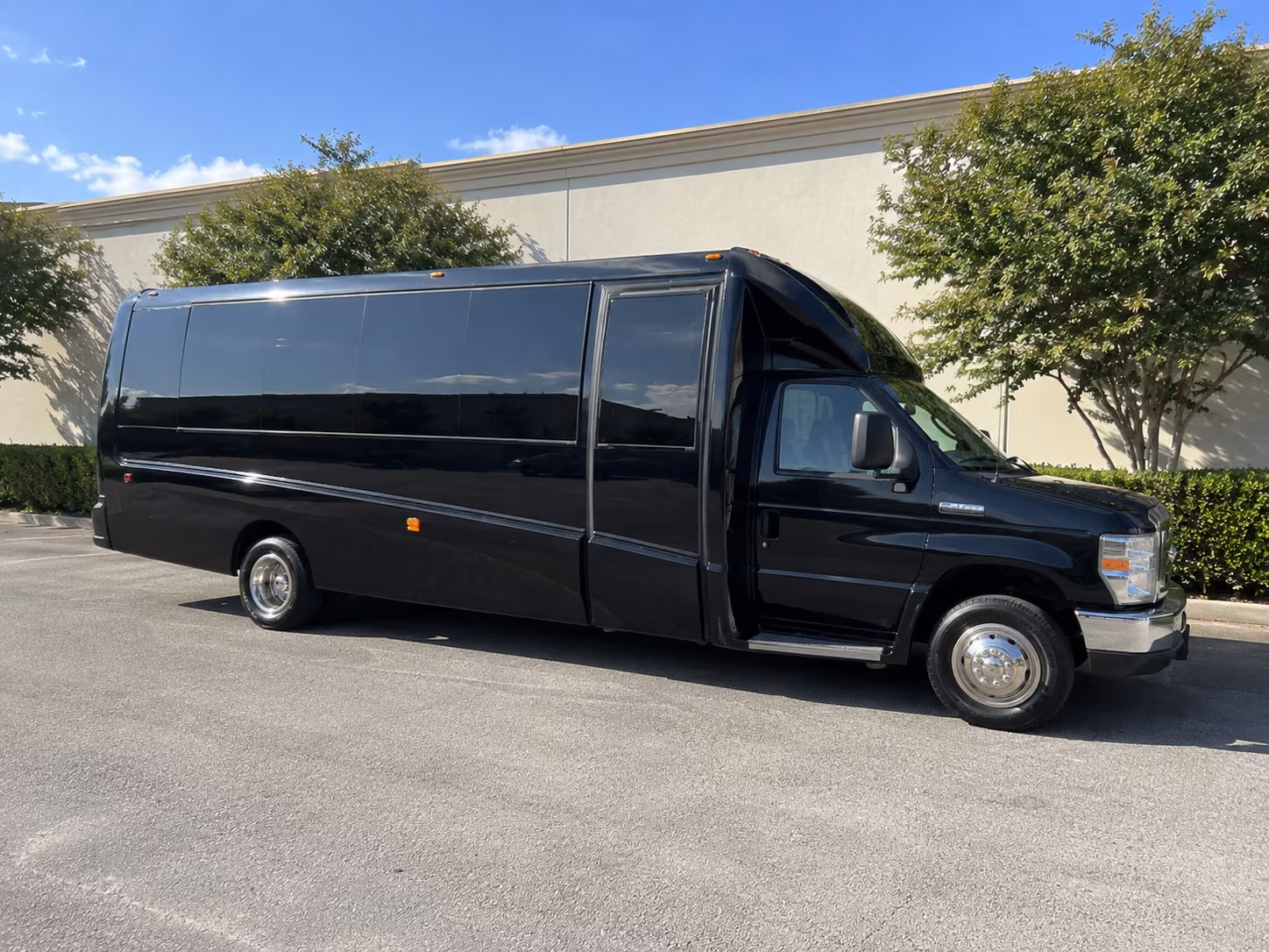 El Monte Sporting Event Transportation onboard seating