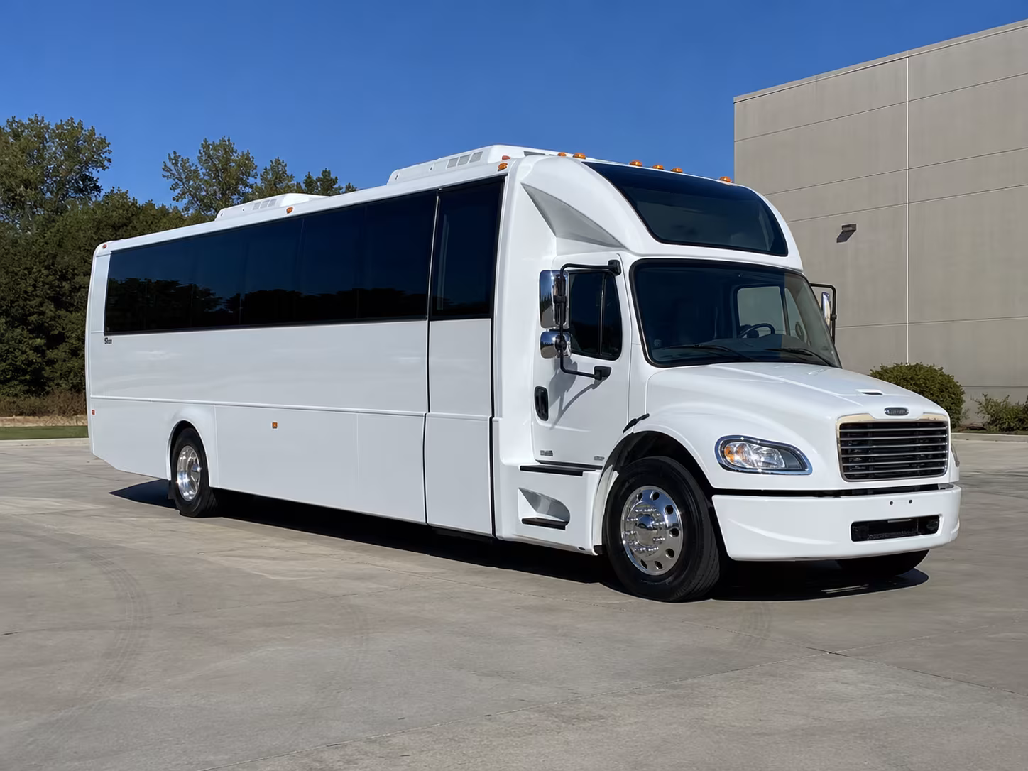 West Covina Birthday, Sweet 16, & Quinceañera Party Bus Rentals